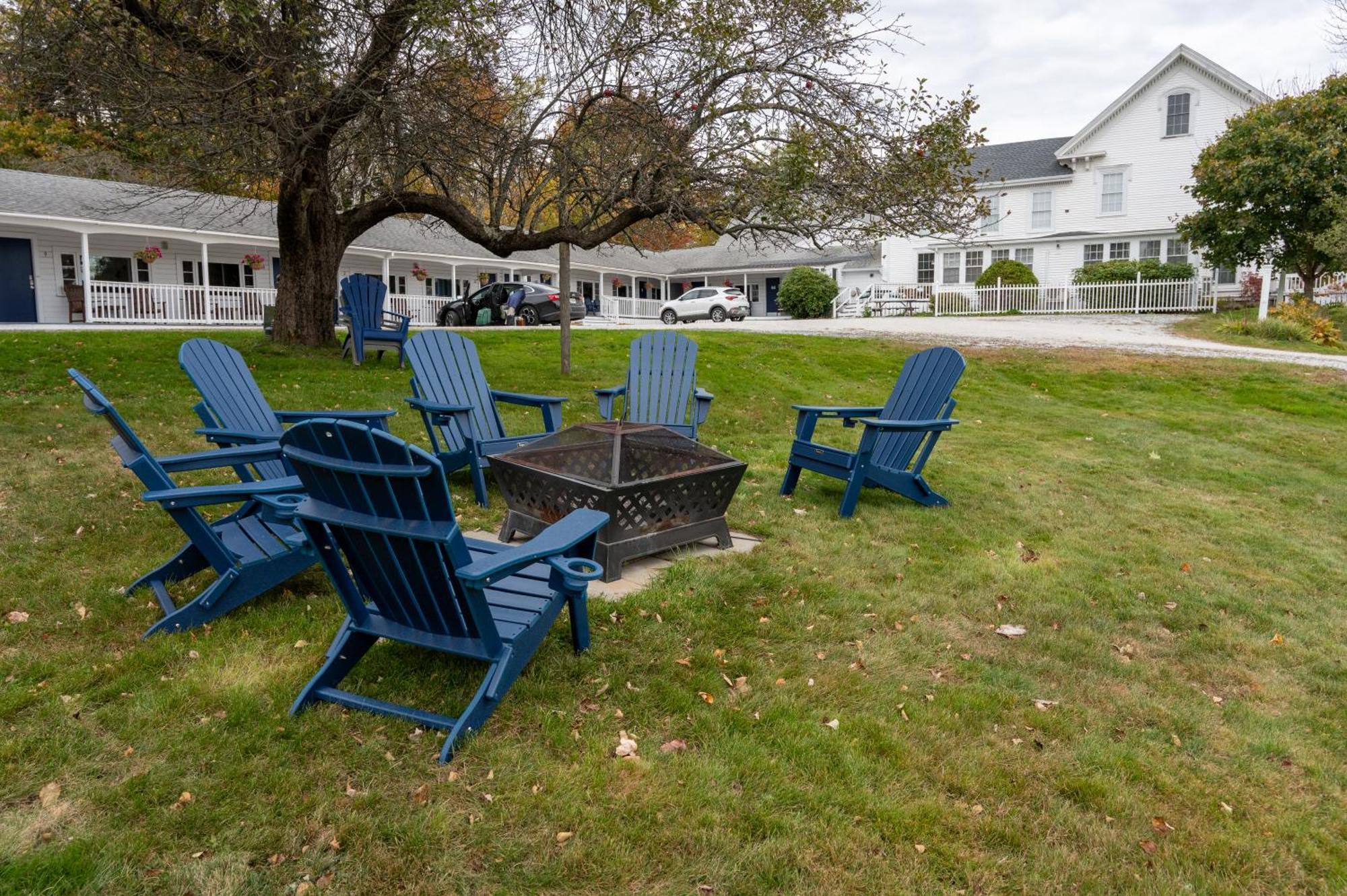 Yardarm Motel Searsport Ngoại thất bức ảnh