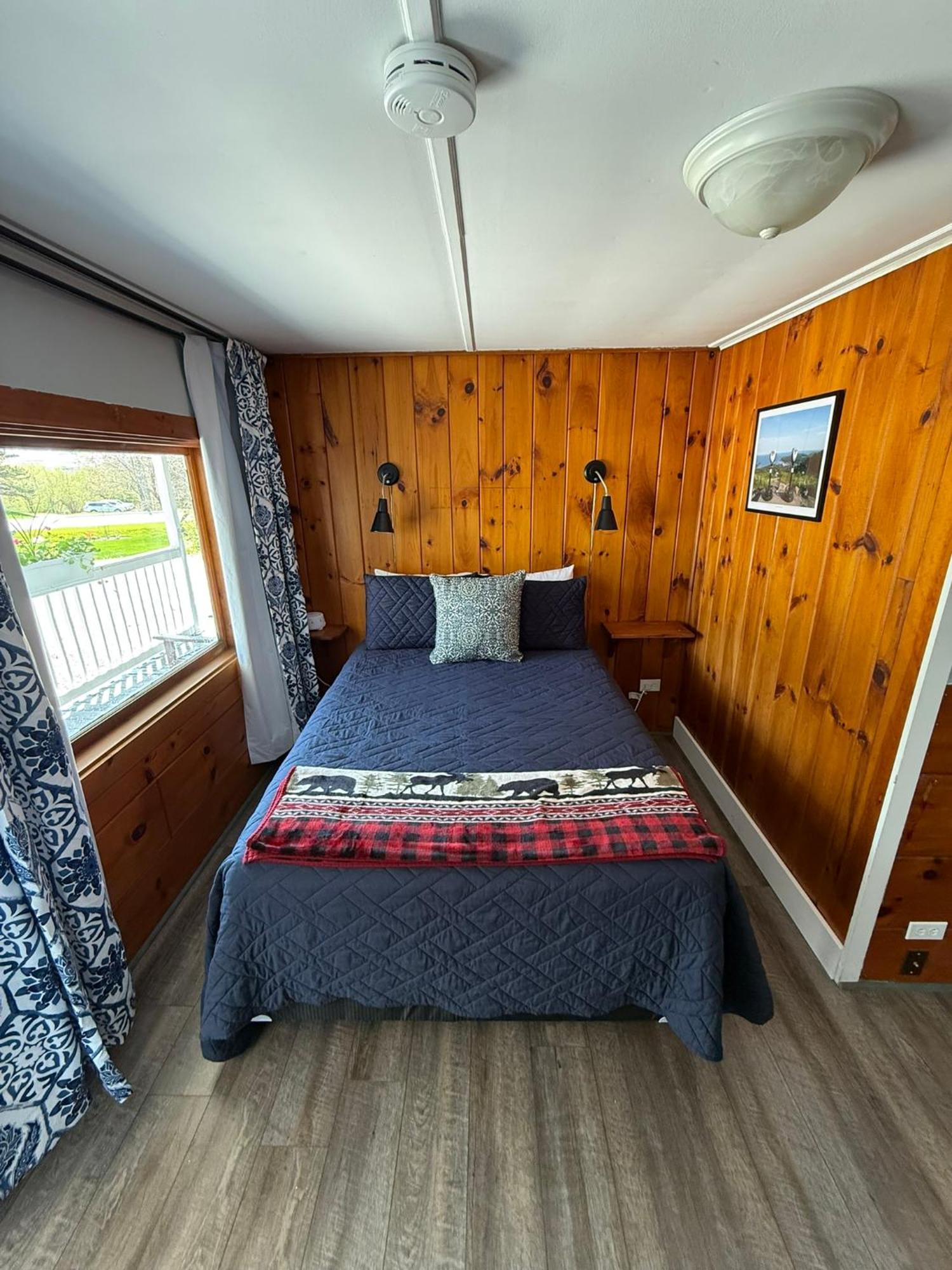 Yardarm Motel Searsport Ngoại thất bức ảnh
