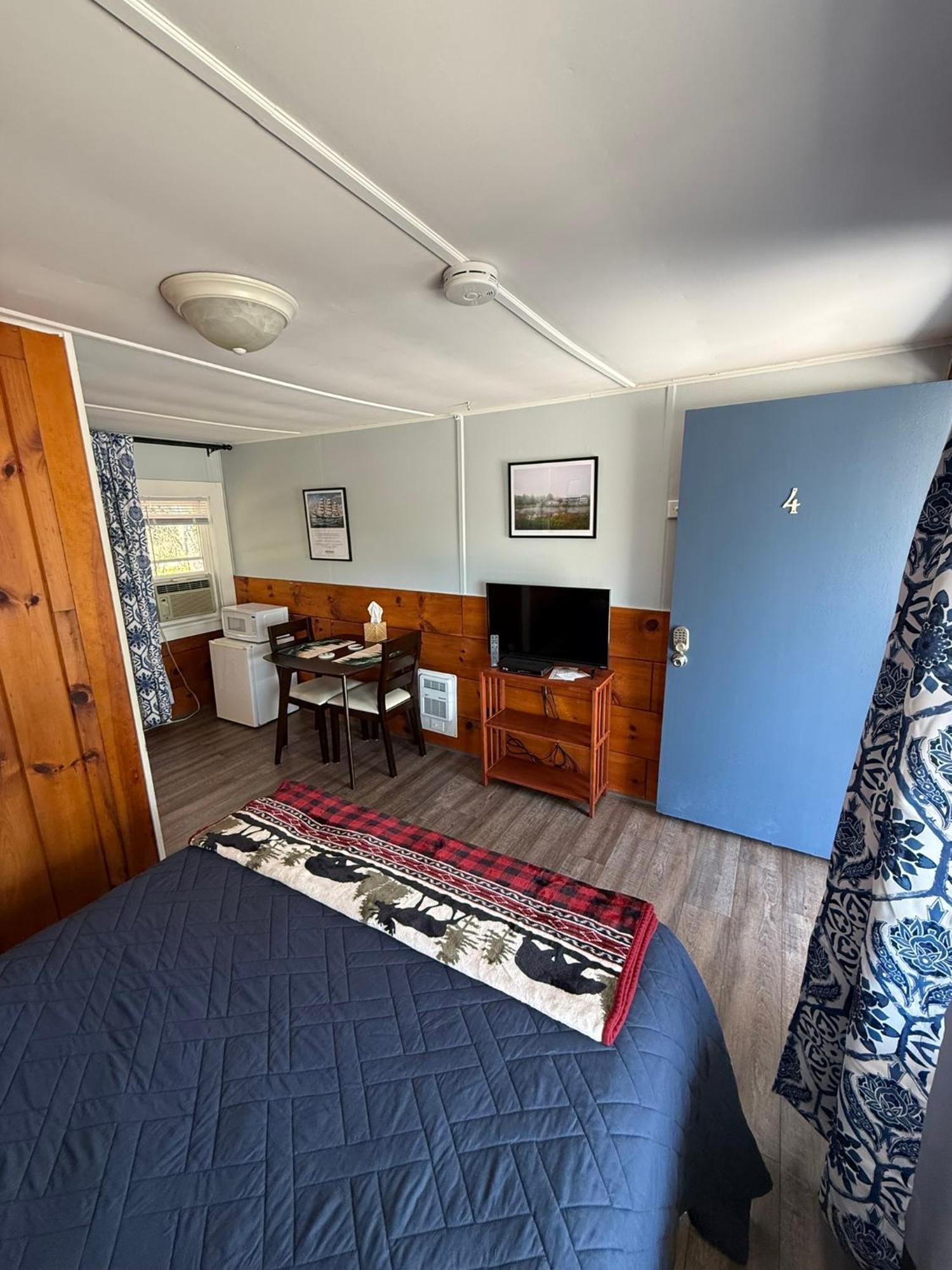 Yardarm Motel Searsport Ngoại thất bức ảnh